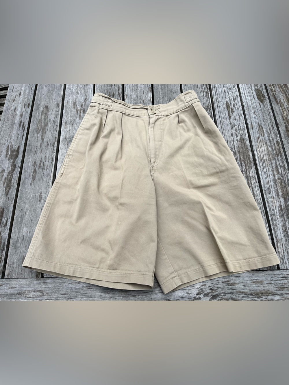 BROOKS BROTHERS SIZE 8 KAKHI CARGO/BERMUDAS